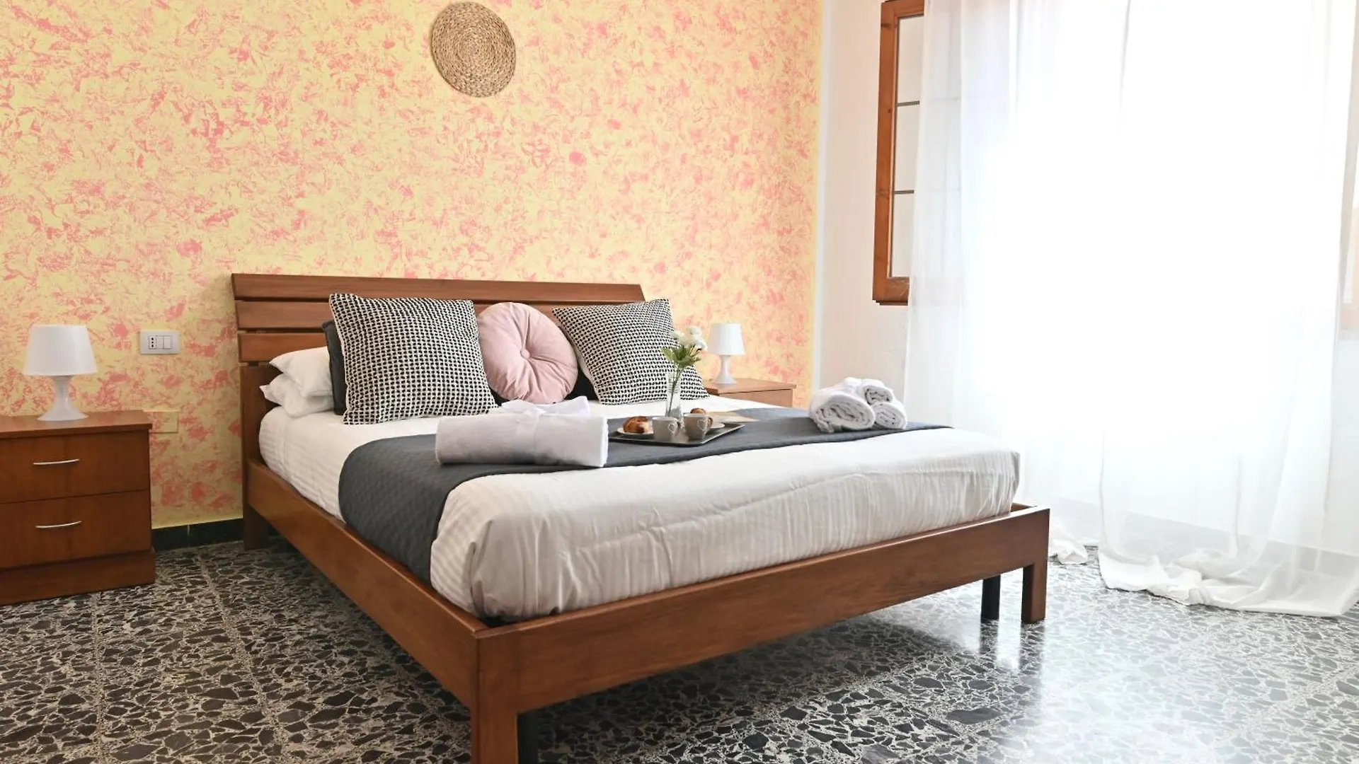 Guest house Izzhome Central Room Pula