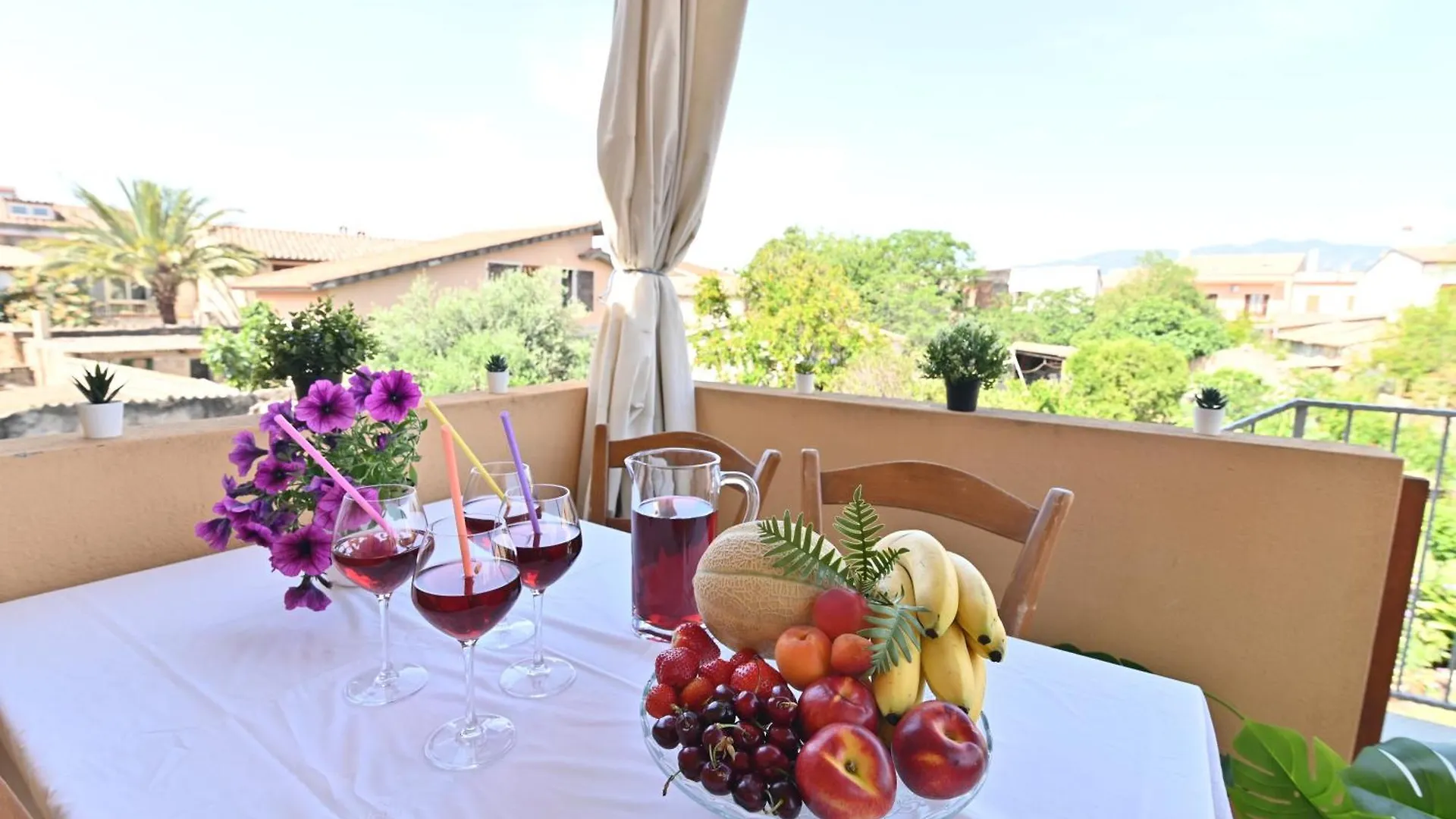 Guest house Izzhome Central Room Pula Italy