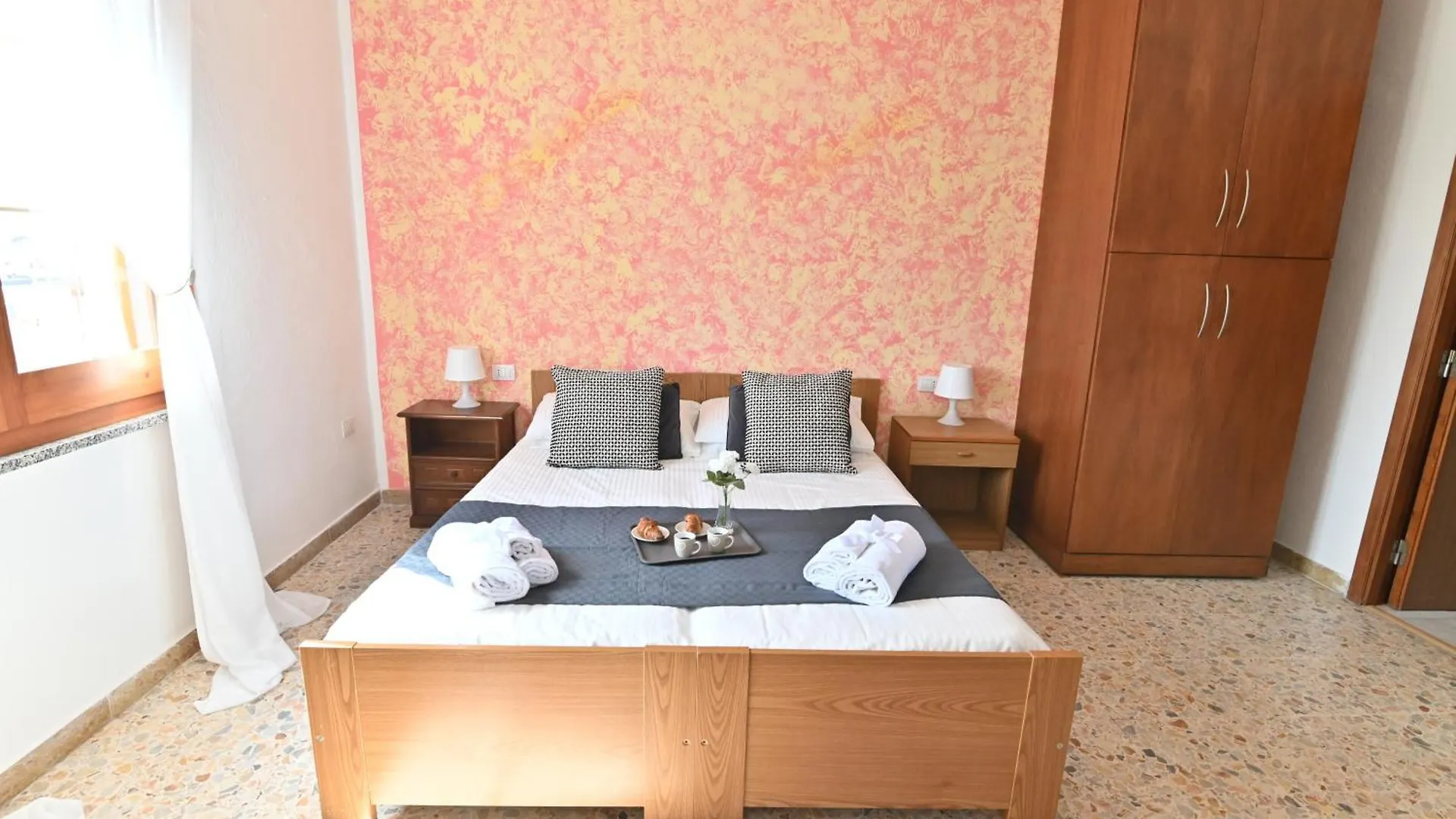 Guest house Izzhome Central Room Pula
